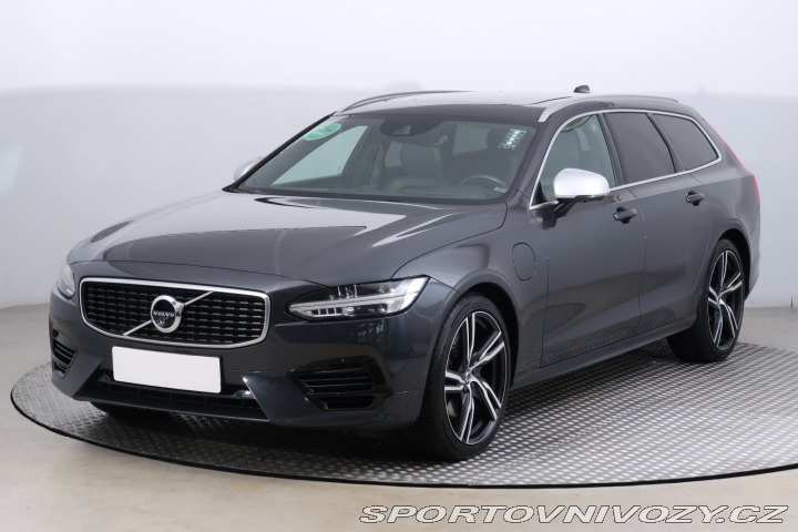 Volvo V90 Momentum T8 Twin Engine A 2019