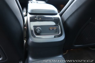 Volvo V90 Momentum T8 Twin Engine A 2019