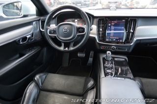 Volvo V90 Momentum T8 Twin Engine A 2019