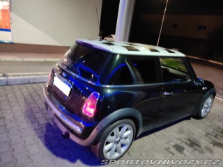 Mini Cooper  2003