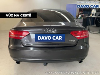 Audi A5 2,0 TFSI 135kw Bi-xenon V 2011