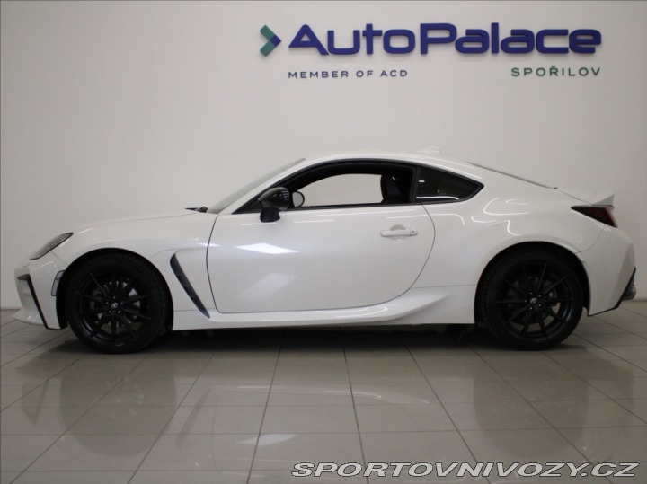 Toyota GR86 2,4 234k. Executive 21tkm 2023
