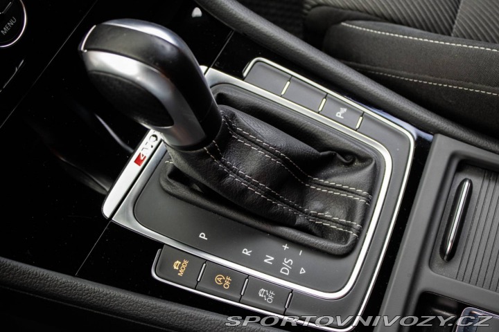 Volkswagen Golf 7 R 2.0 TSI 221kW, (2019 2019