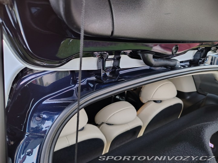 Mini Countryman S ALL4, manuál 2011