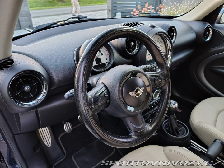 Mini Countryman S ALL4, manuál 2011