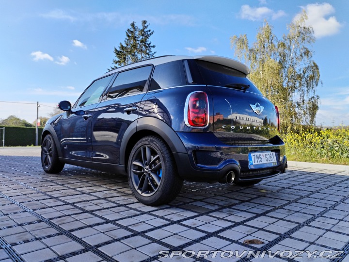 Mini Countryman S ALL4, manuál 2011