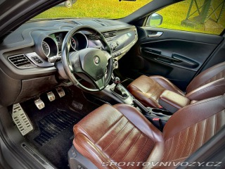 Alfa Romeo Giulietta QV Maserati Limited 2012