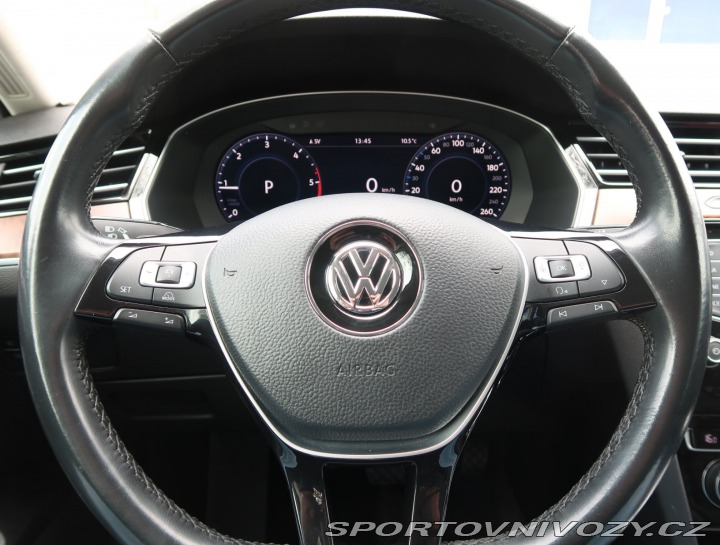 Volkswagen Ostatní modely Passat R-Line 2.0 BiTDI 2017
