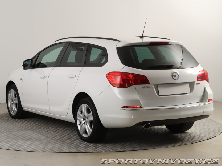 Opel Astra Classic 2.0 CDTI 2015
