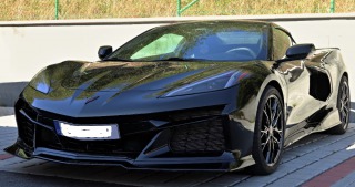 Chevrolet Corvette C8  Black Panter   TOP
