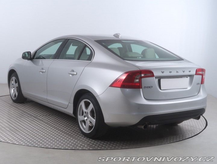 Volvo S60 D5 2011
