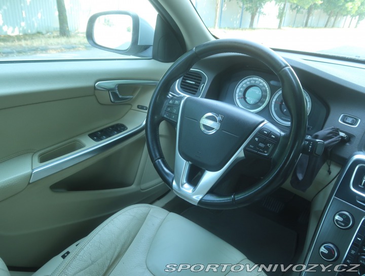 Volvo S60 D5 2011