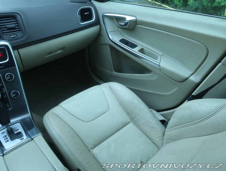 Volvo S60 D5 2011