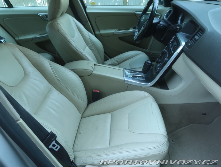 Volvo S60 D5 2011