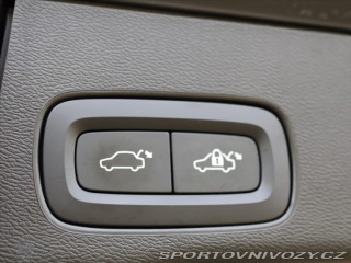 Volvo Ostatní modely XC60 2,0 B5 183kW AWD Summum P 2022