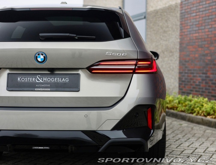 BMW 5 Touring 550e xDrive | M 2025