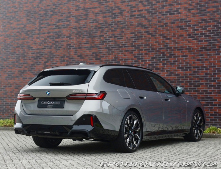 BMW 5 Touring 550e xDrive | M 2025