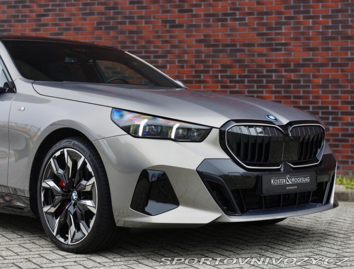 BMW 5 Touring 550e xDrive | M 2025