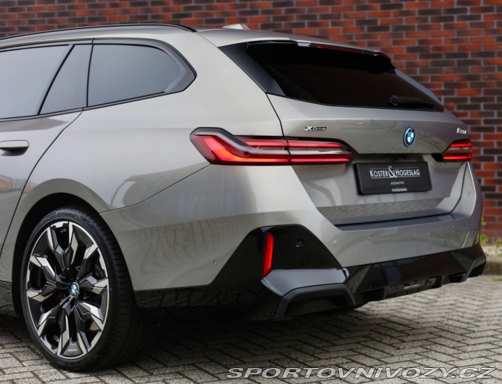 BMW 5 Touring 550e xDrive | M 2025