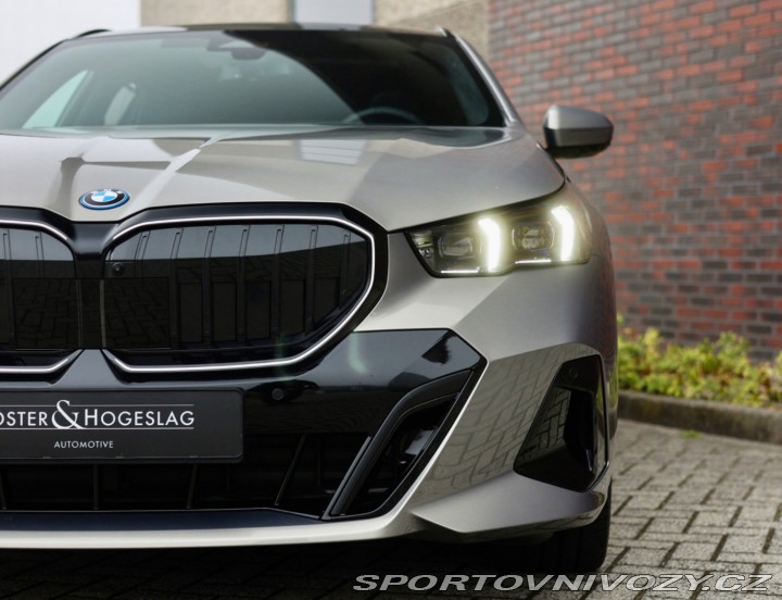 BMW 5 Touring 550e xDrive | M 2025