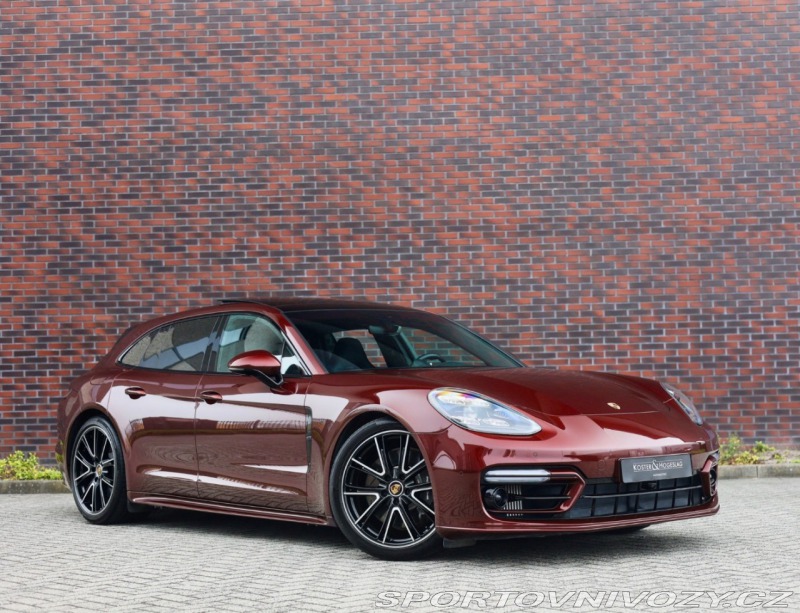 Porsche Panamera Sport Turismo 4 E-Hybrid