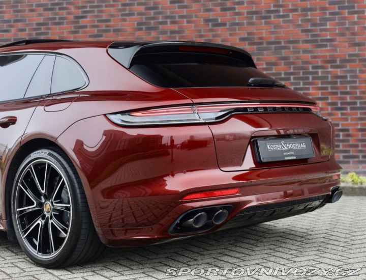 Porsche Panamera Sport Turismo 4 E-Hybrid 2022