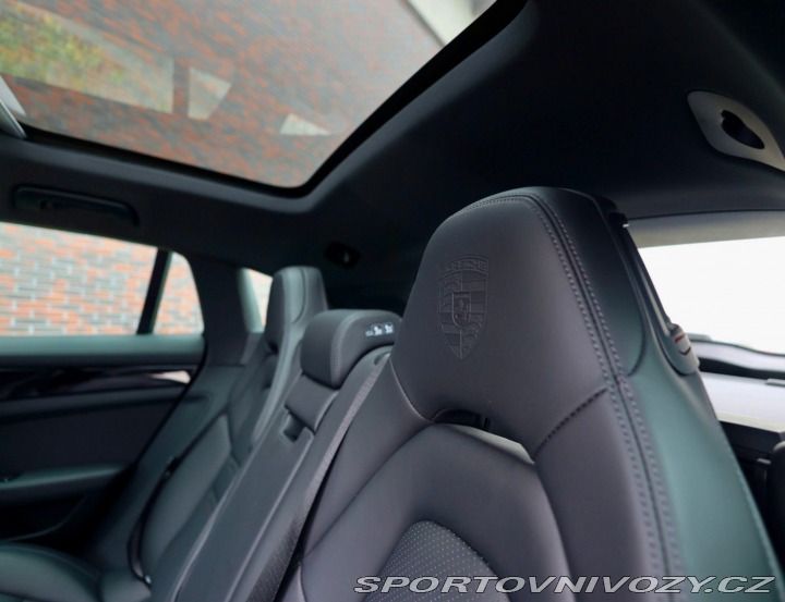 Porsche Panamera Sport Turismo 4 E-Hybrid 2022