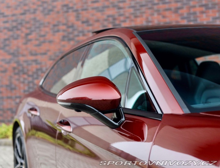 Porsche Panamera Sport Turismo 4 E-Hybrid 2022