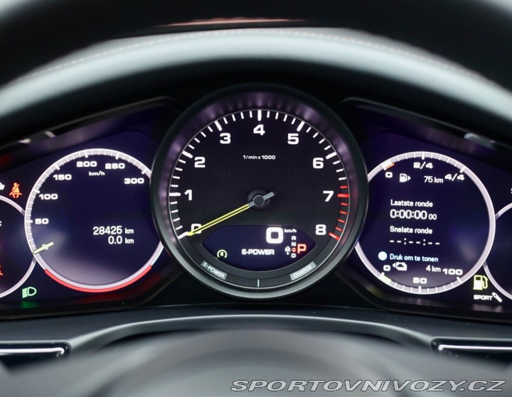 Porsche Panamera Sport Turismo 4 E-Hybrid 2022