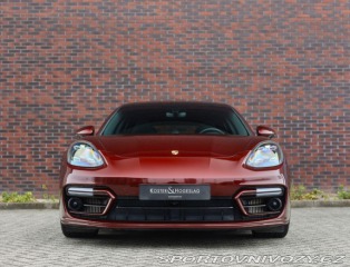 Porsche Panamera Sport Turismo 4 E-Hybrid 2022