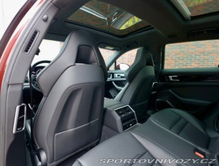 Porsche Panamera Sport Turismo 4 E-Hybrid 2022