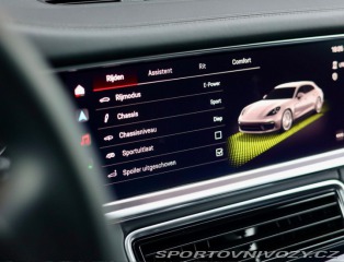 Porsche Panamera Sport Turismo 4 E-Hybrid 2022