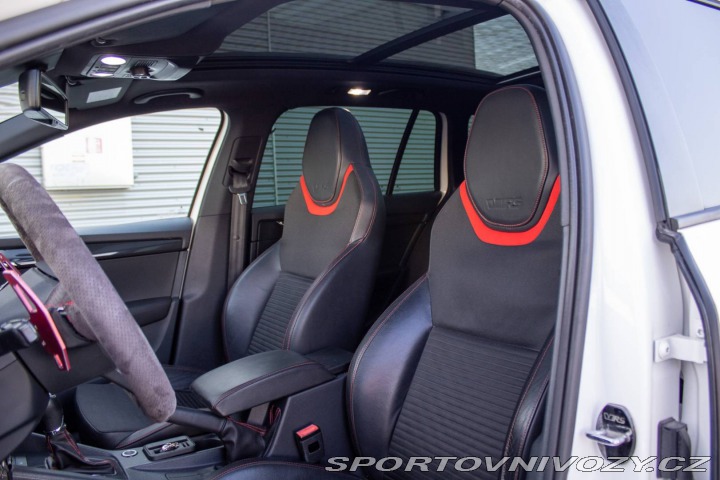 Škoda Octavia RS Combi 2013