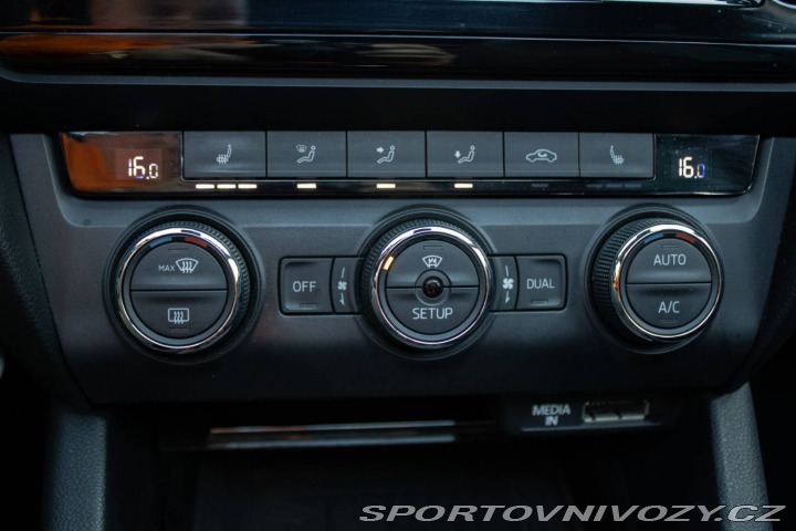 Škoda Octavia RS Combi 2013