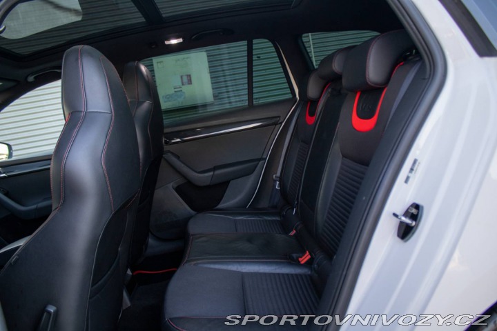 Škoda Octavia RS Combi 2013