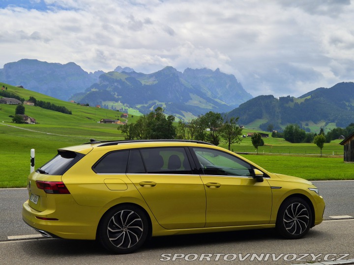 Volkswagen Golf  2021