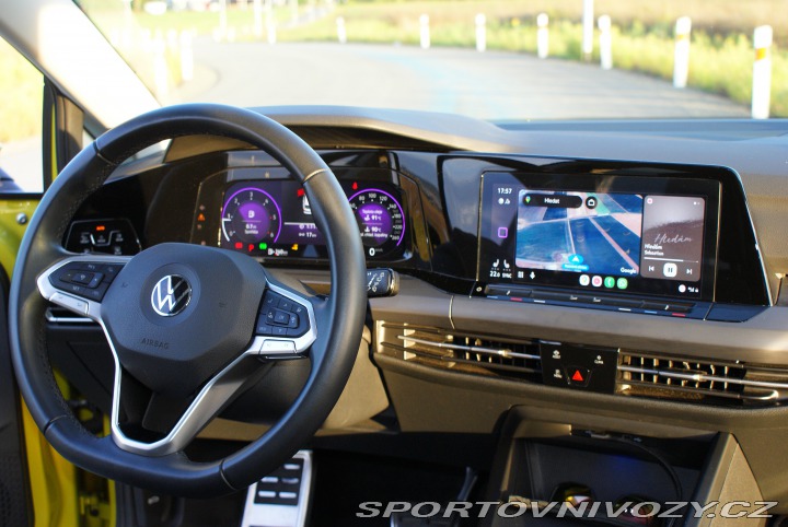 Volkswagen Golf 2021