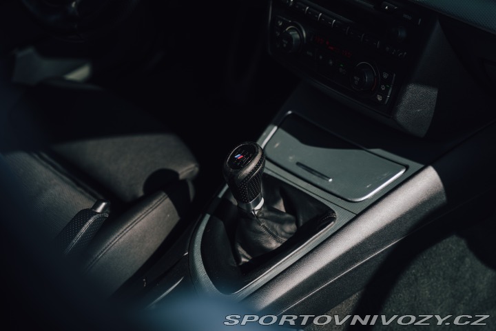BMW 1 130i, samosvor, 142 tis. 2006