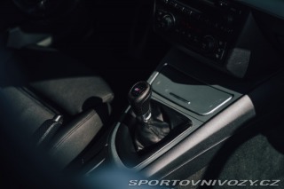 BMW 1 130i, samosvor, 142 tis. 2006
