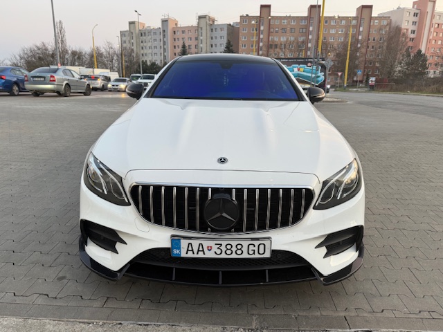 Mercedes-Benz E Mercedes E Kupe 200 4x4