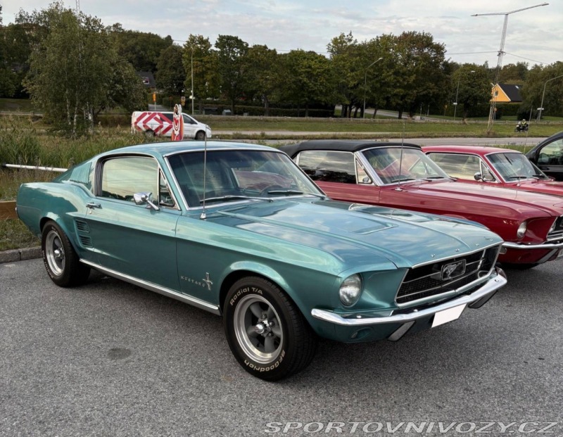 Ford Mustang Fastback 4.7 V8