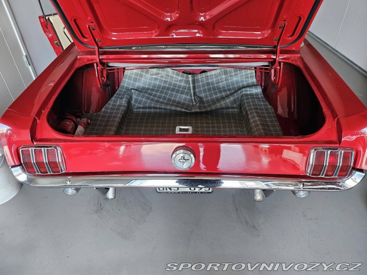 Ford Mustang 5.0l 302-4 port 230 k výkon V8 1966
