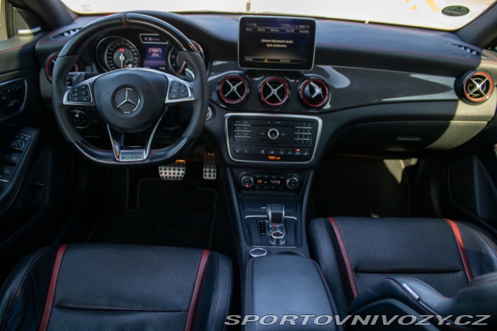 Mercedes-Benz CLA Kupé AMG 45 4Matic 280 2016