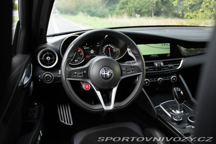 Alfa Romeo Giulia 2.0 AWD VELOCE Ti Q4 / A 2019