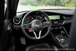 Alfa Romeo Giulia 2.0 AWD VELOCE Ti Q4 / A 2019