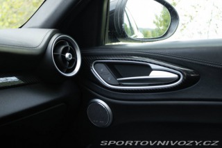 Alfa Romeo Giulia 2.0 AWD VELOCE Ti Q4 / A 2019
