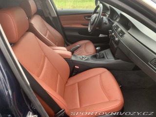 BMW 3  2009