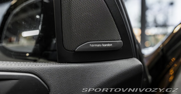 BMW X5 45e xDrive M-paket, DPH. 2023