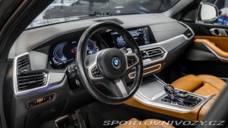 BMW X5 45e xDrive M-paket, DPH. 2023