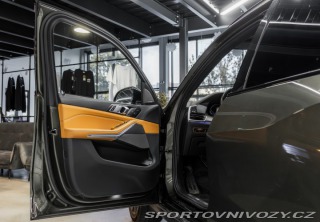BMW X5 45e xDrive M-paket, DPH. 2023